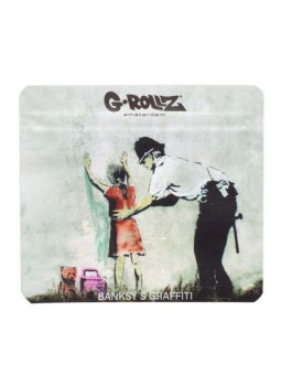 Pungi Zipp Anti-miros Banksy 'Girl Being Frisked' 90x80 mm