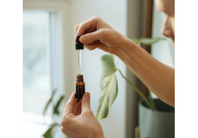 CBD pentru durere: o abordare holistică în gestionarea disconfortului și îmbunătățirea rezistenței naturale a corpului